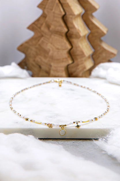 Biżuteria z kamieni naturalnych jako wyjątkowy prezent z intencją szczęścia, zdrowia i życiowej równowagi. Ręcznie tworzony naszyjnik Pati Linka "Słoneczna Harmonia".